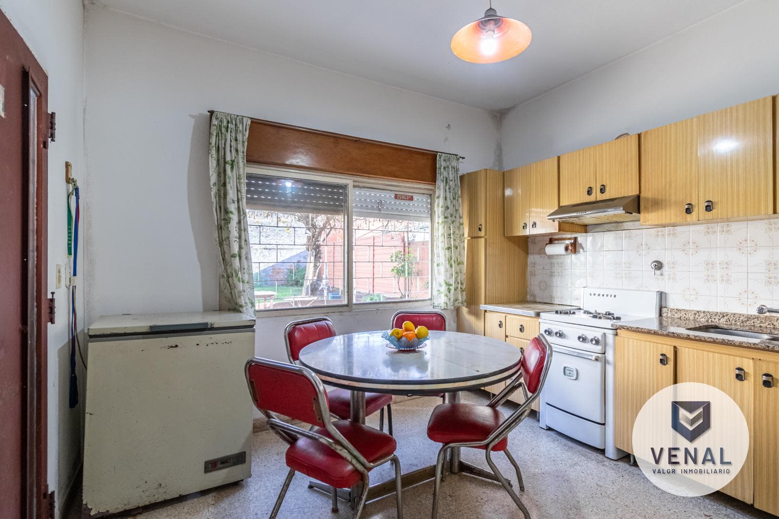 For Sale: 4-room house, 3 bedrooms, patio, terrace, double garage, José León Suárez