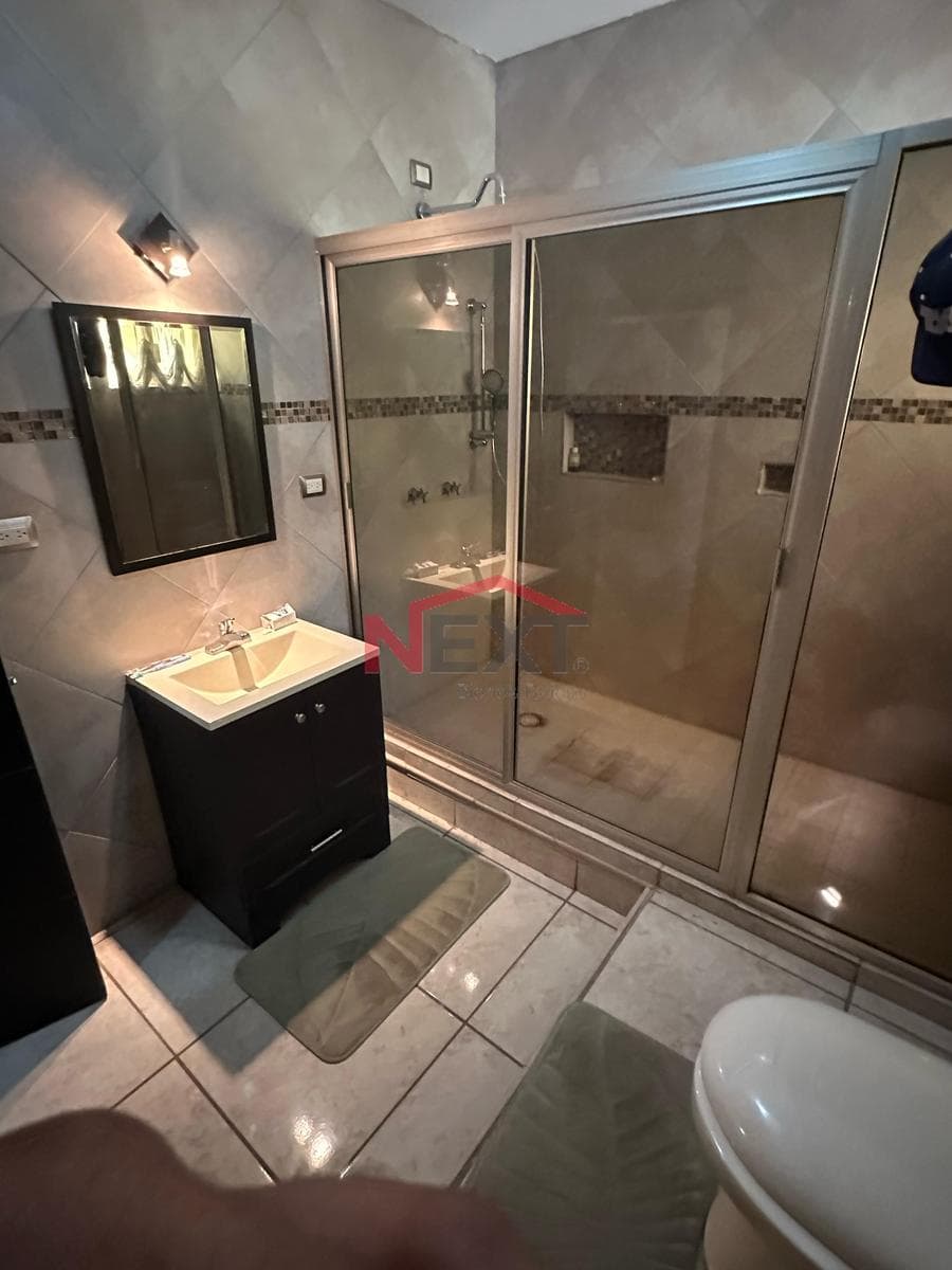 HOUSE FOR SALE LOCATED IN THE MONTECARLO NEIGHBORHOOD