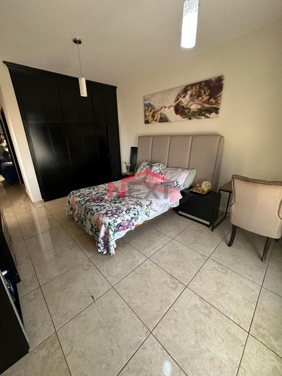 HOUSE FOR SALE LOCATED IN THE MONTECARLO NEIGHBORHOOD