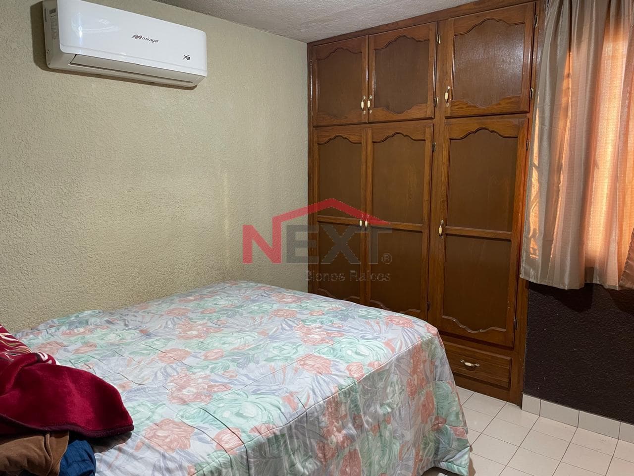 HOUSE FOR SALE LOCATED IN THE VALLE DORADO NEIGHBORHOOD
