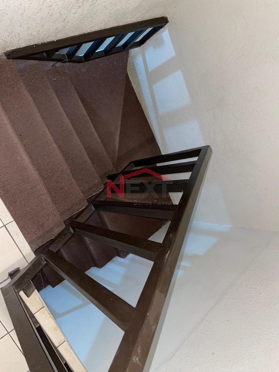 HOUSE FOR SALE LOCATED IN THE VALLE DORADO NEIGHBORHOOD