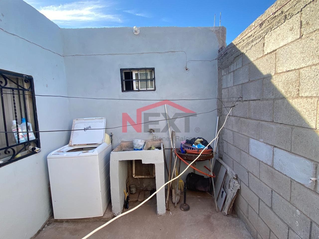 HOUSE FOR SALE IN MISION DEL REAL