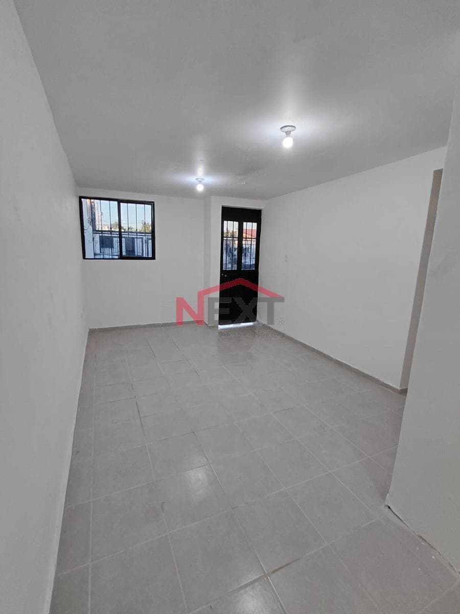 HOUSE FOR SALE IN THE VALLE DORADO NEIGHBORHOOD