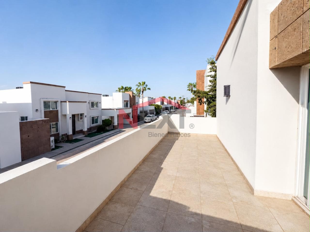 HOUSE FOR SALE IN LA RIOJA RESIDENTIAL AREA