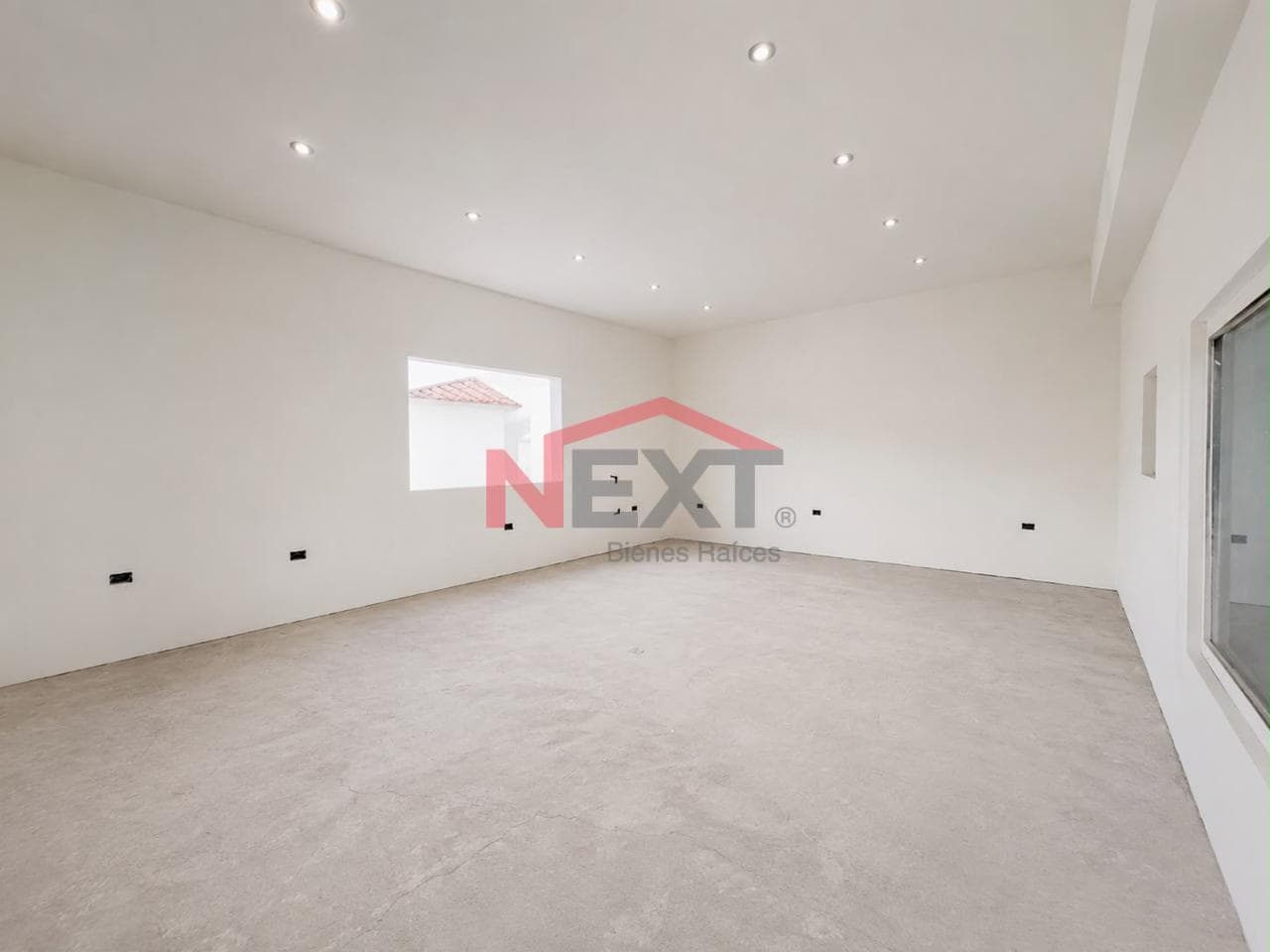 HOUSE FOR SALE IN LA RIOJA RESIDENTIAL AREA