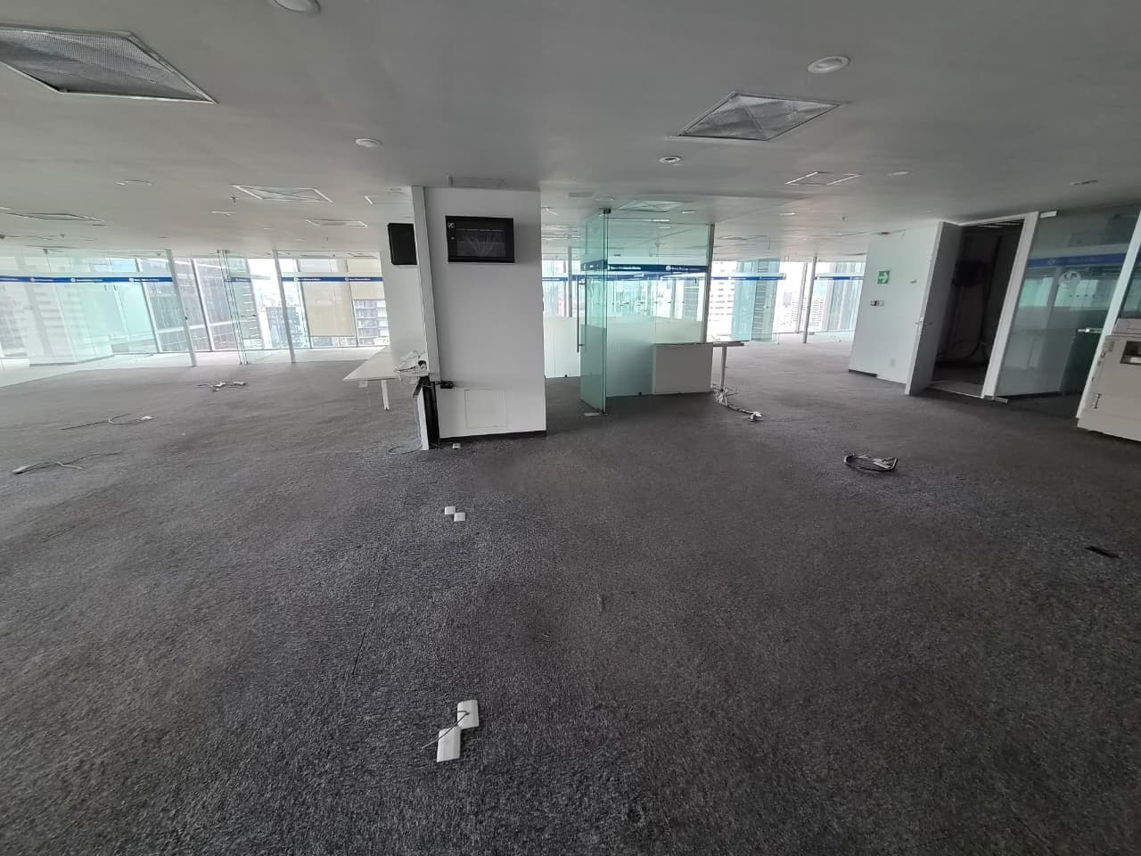 Office for Rent on Paseo de la Reforma