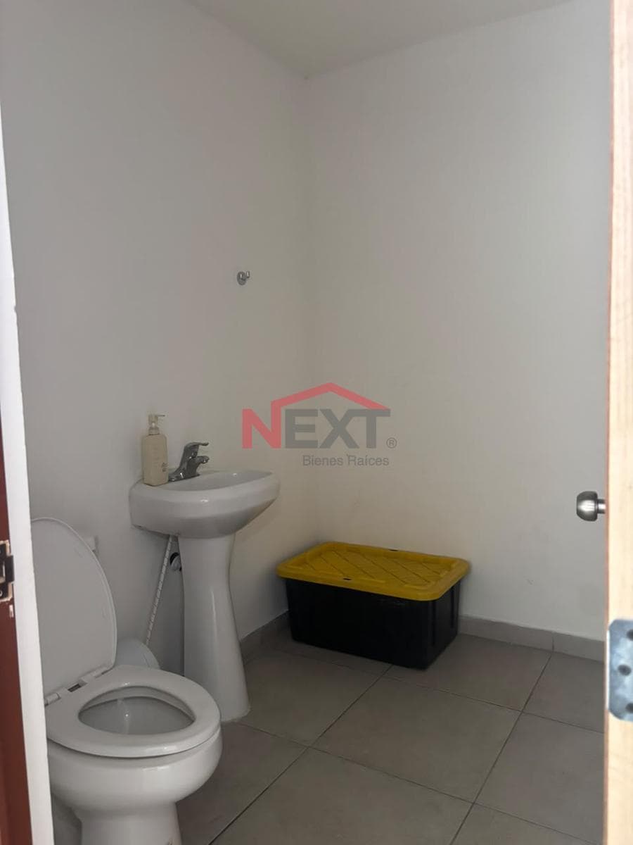 OFFICE FOR SALE IN COL. BALDERRAMA