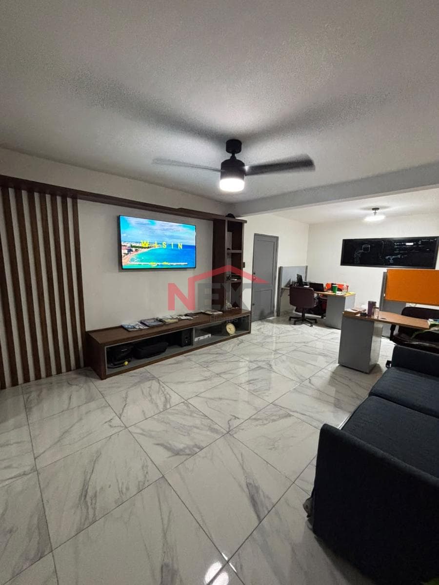 OFFICE FOR SALE IN COL. BALDERRAMA