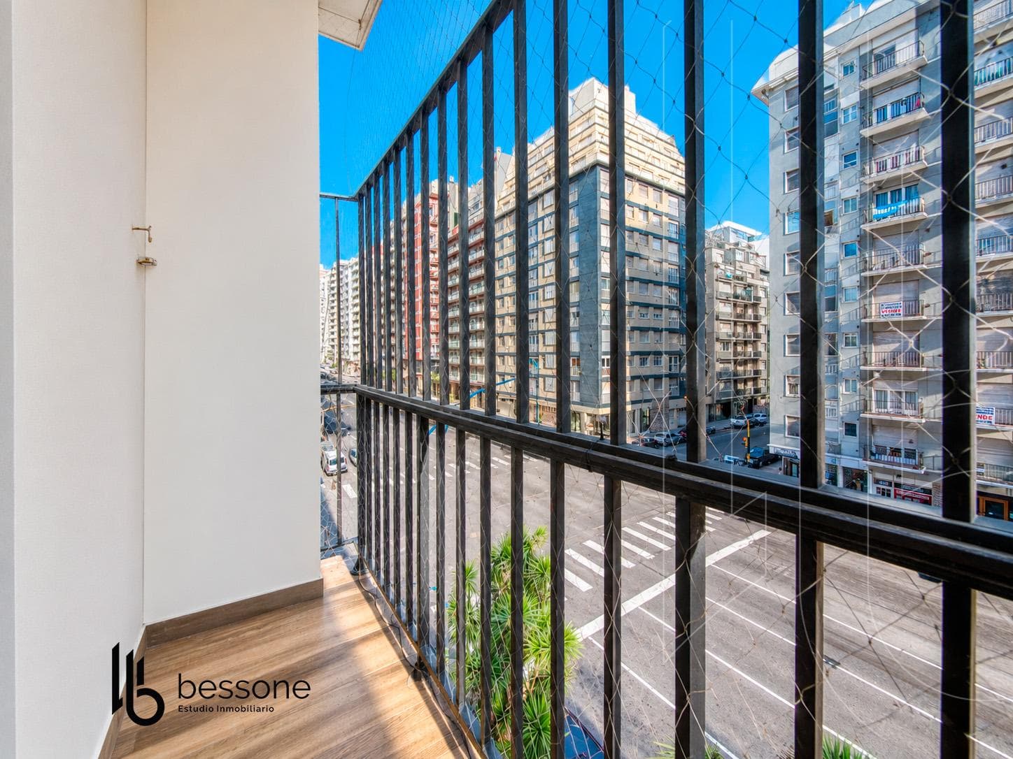 Modern 3-Bedroom Apartment: Excellence - Guemes