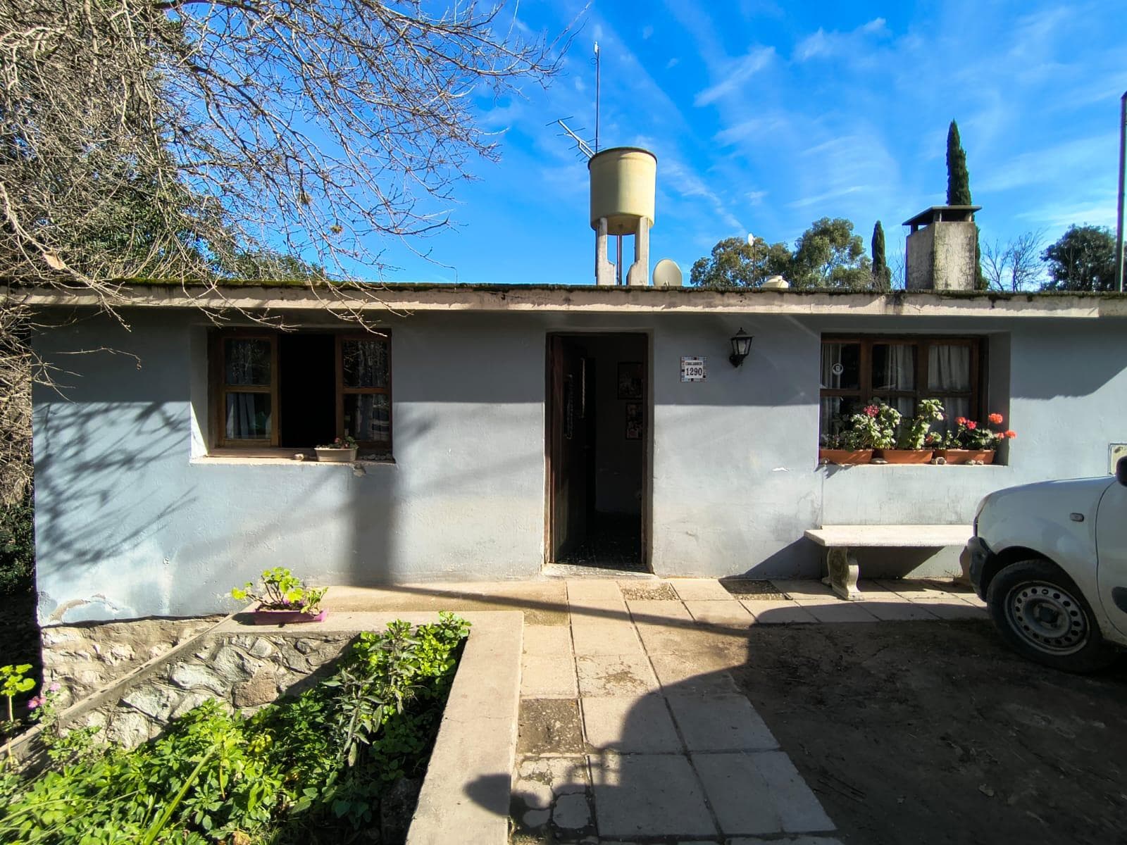 House for Sale in Chacabuco 1200