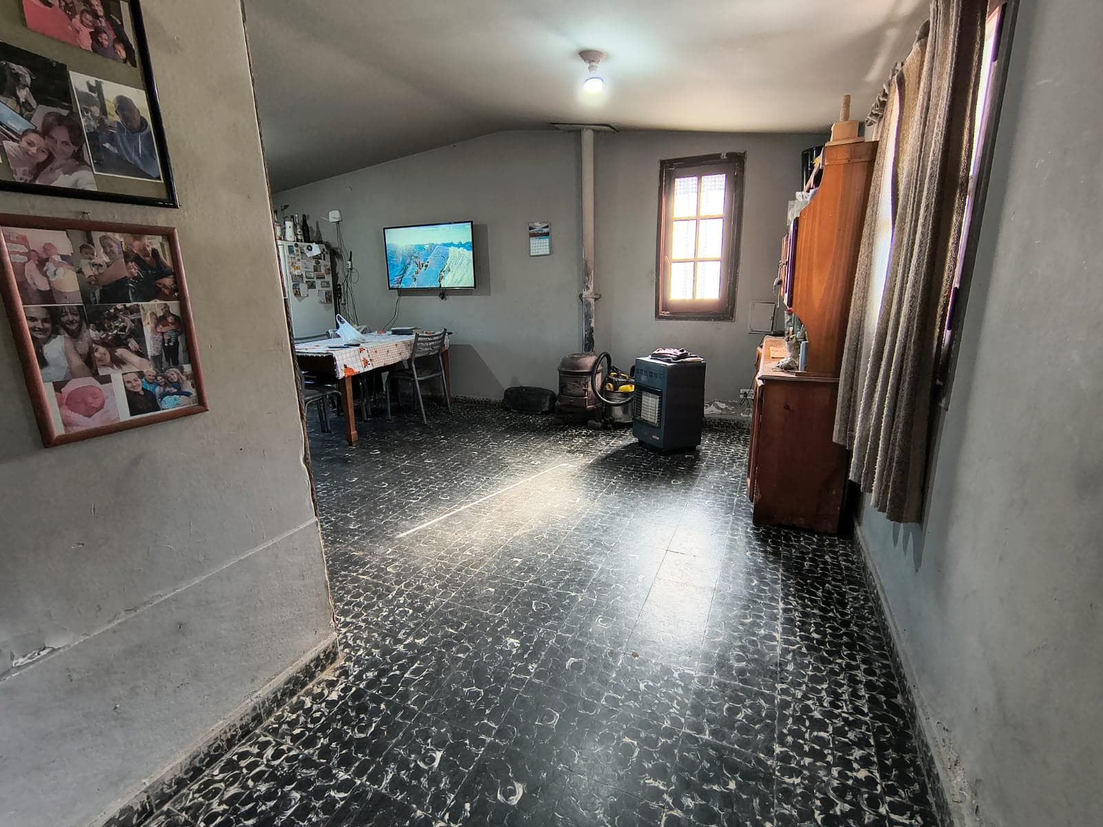House for Sale in Chacabuco 1200