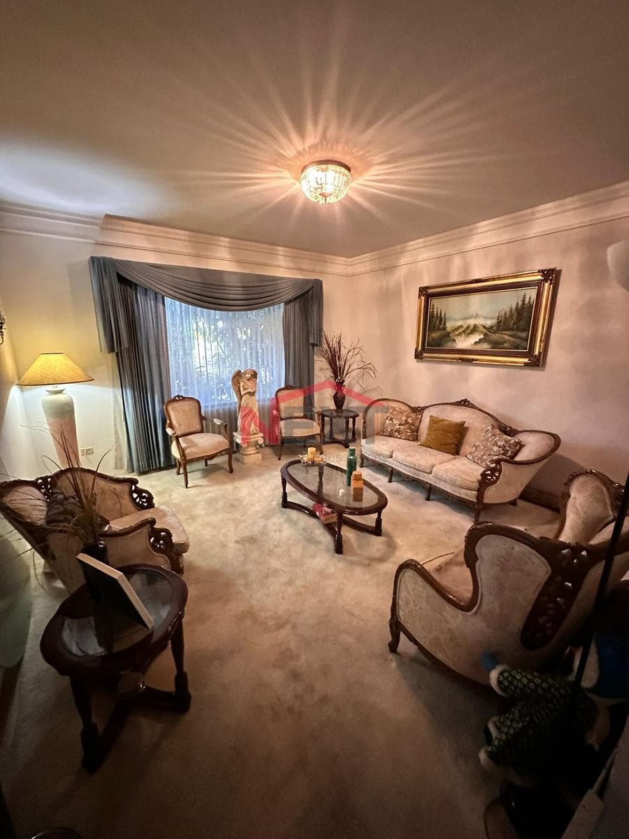 House for sale, Col. Raquet Club