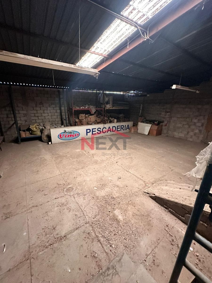 WINE CELLAR FOR RENT IN THE HACIENDA DE LA FLOR NEIGHBORHOOD
