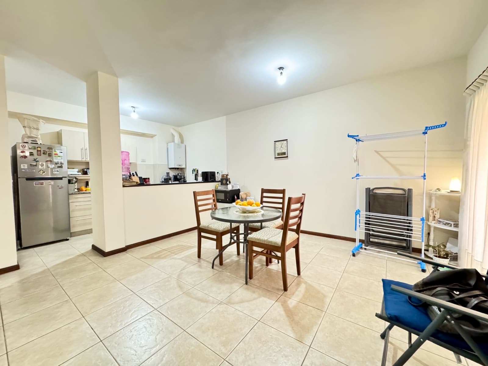 Beautiful Duplex - La Esquina Condominium, Pilar