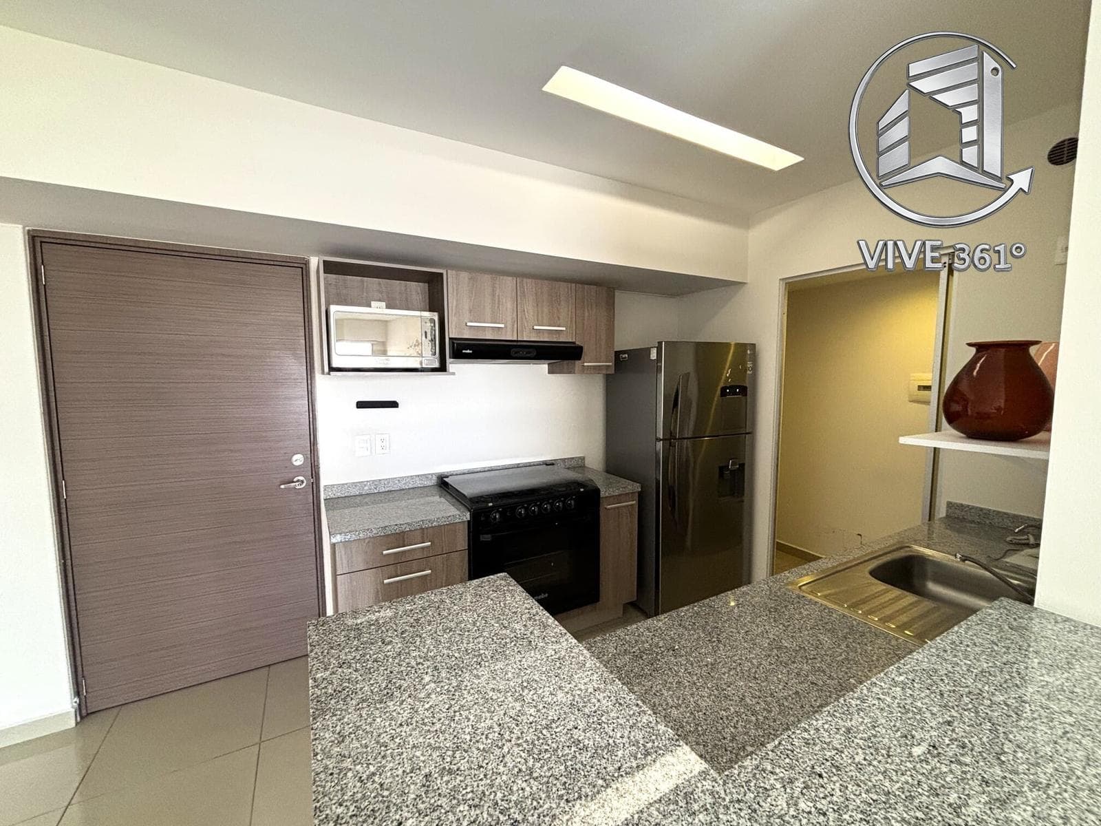 On Santa Fe Street: 2-Bedroom Apartment—For Rent or Sale