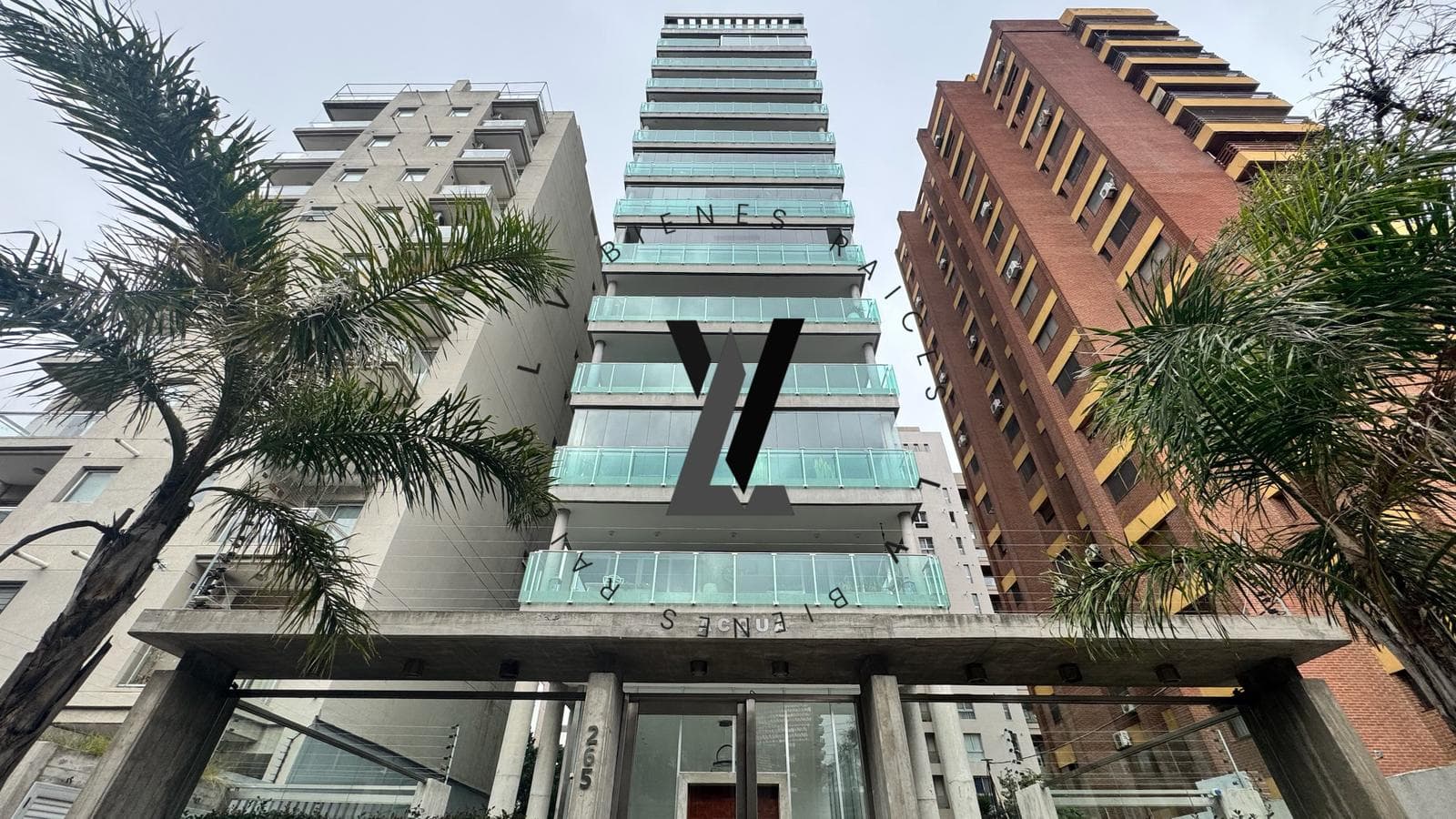 3-Bedroom Apartment for Sale (High-End) with Financing Available in Downtown Quilmes