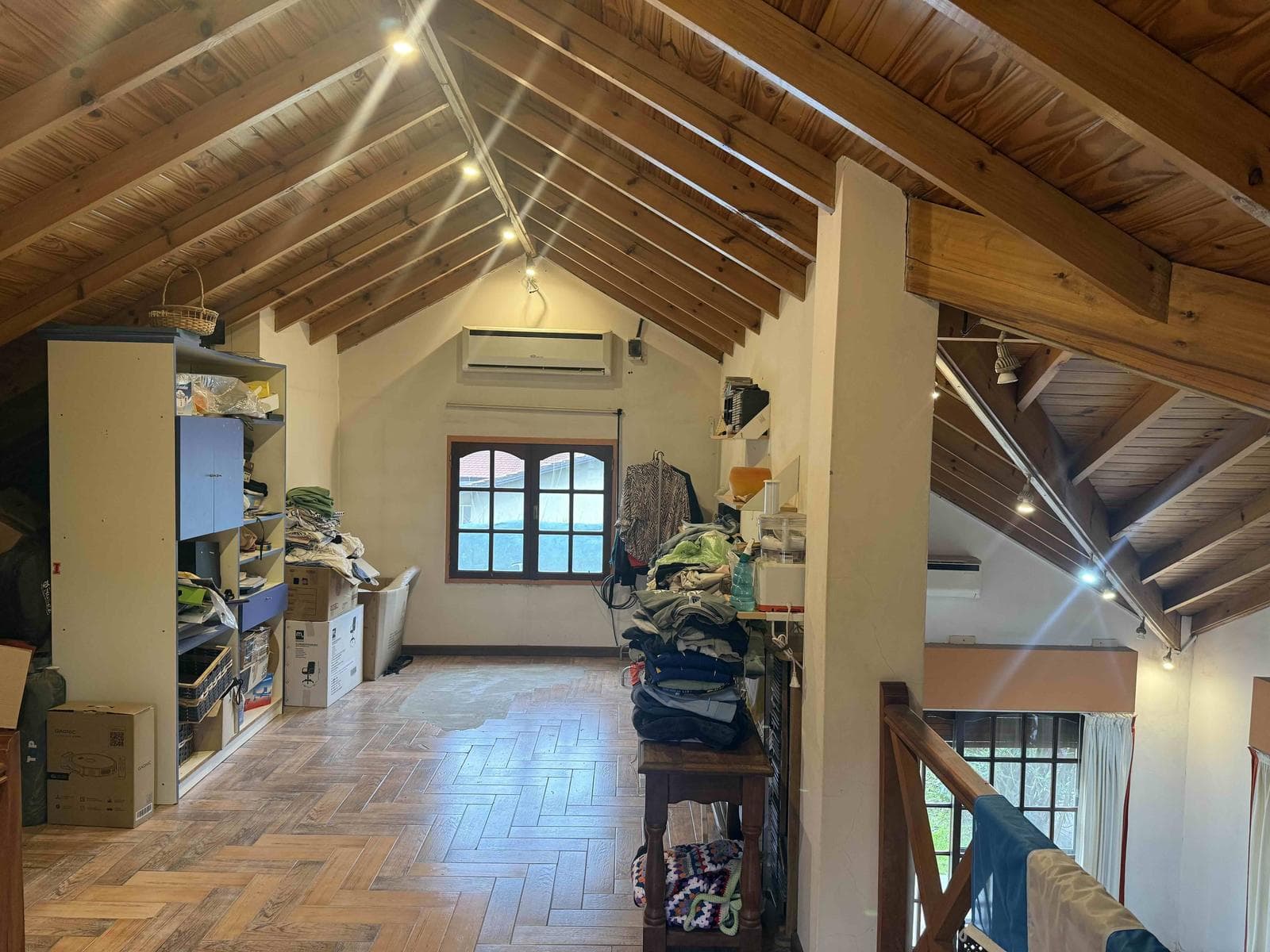 5-room house in the Maschwitz Village gated community