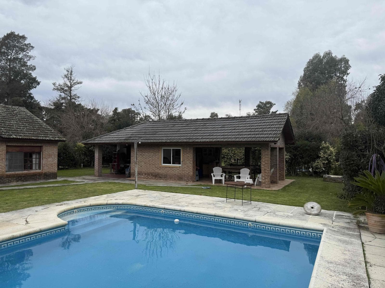 5-room house in the Maschwitz Village gated community
