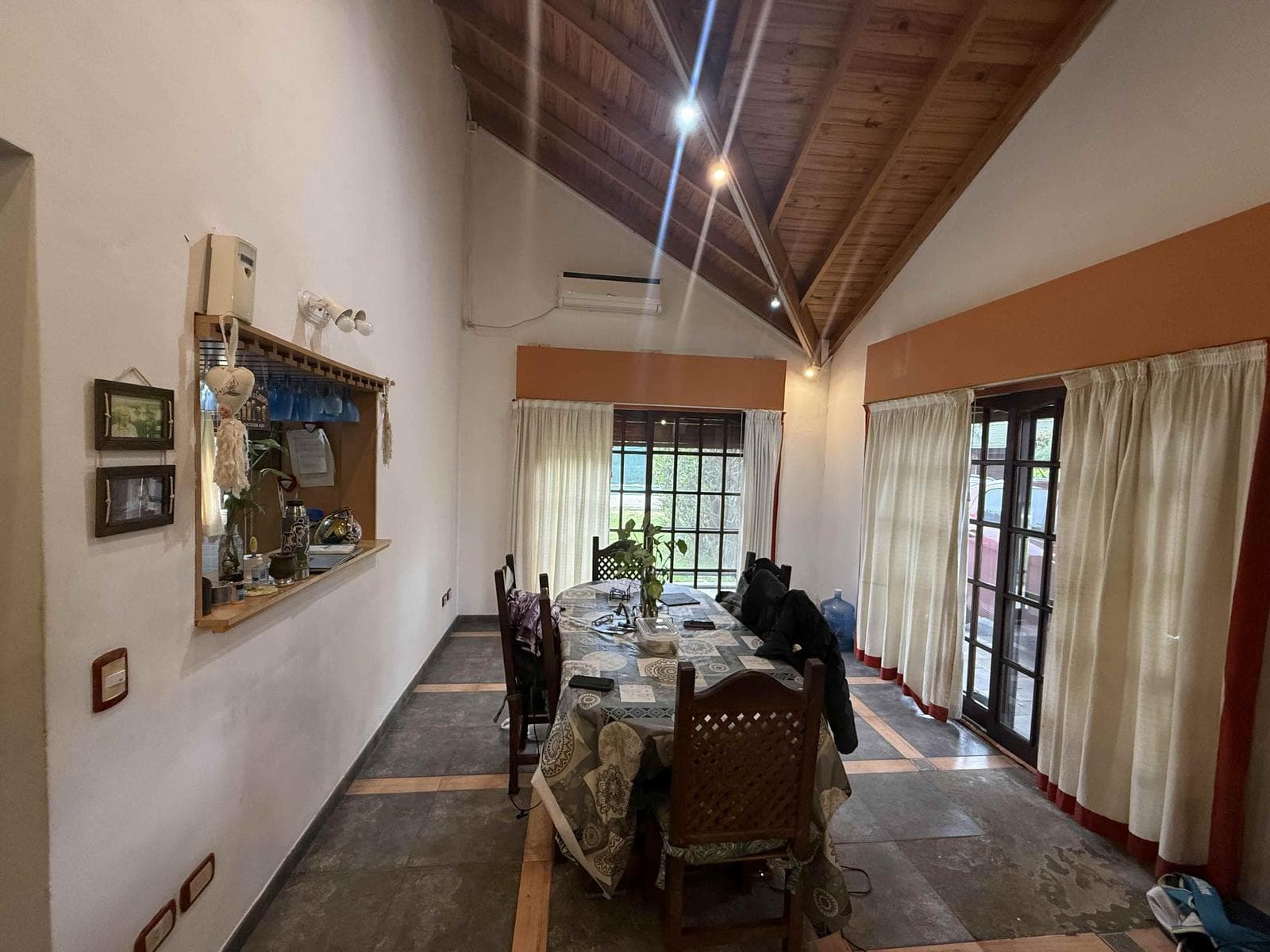 5-room house in the Maschwitz Village gated community
