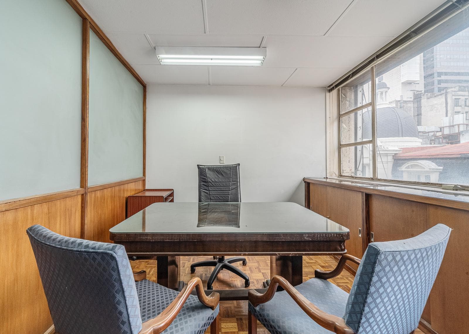OFFICE FOR SALE IN THE MICROCENTER OF SAN NICOLAS