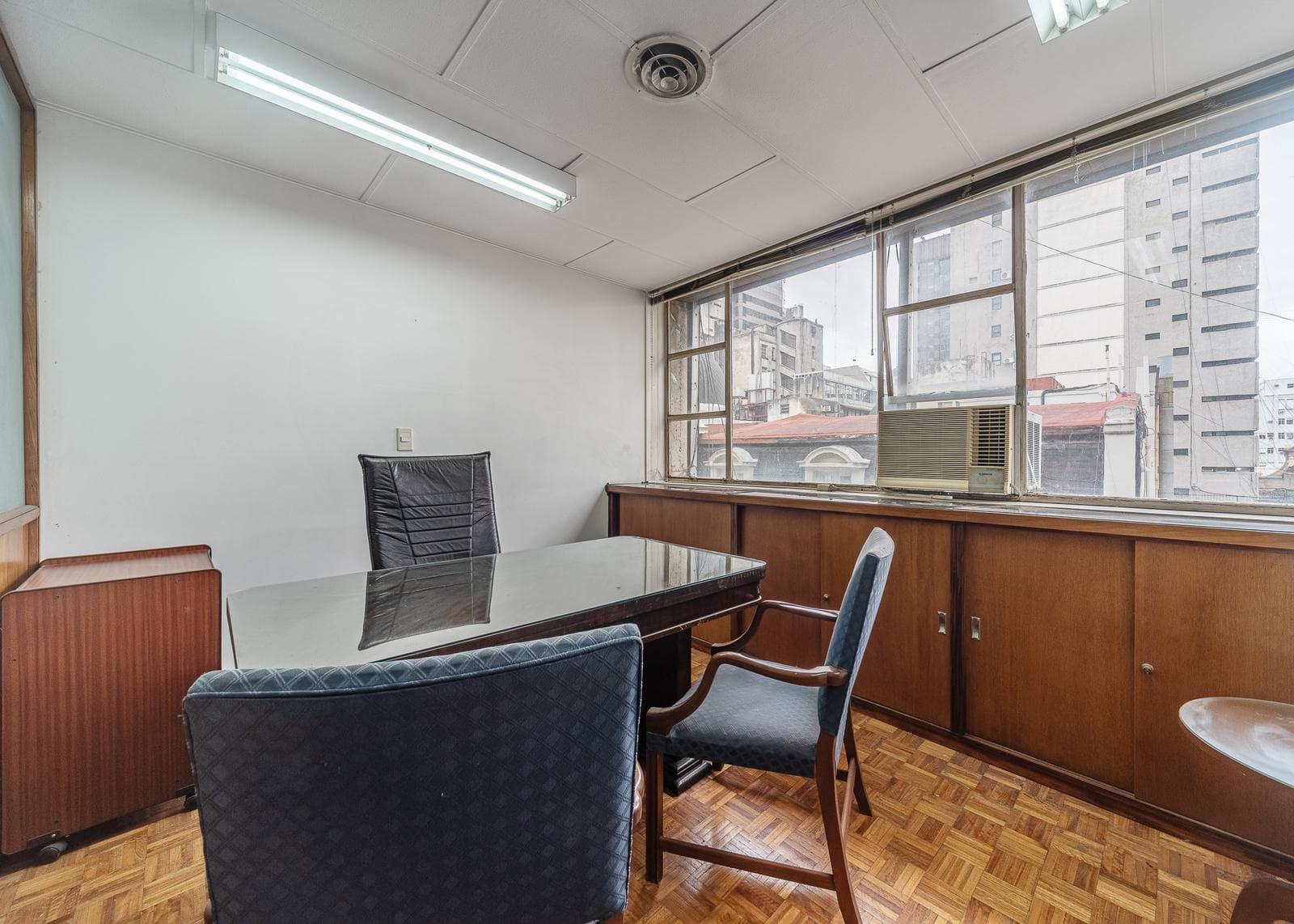 OFFICE FOR SALE IN THE MICROCENTER OF SAN NICOLAS