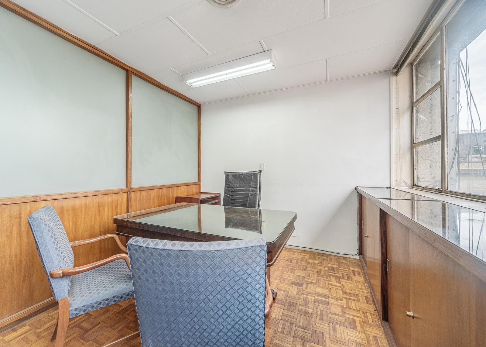 OFFICE FOR SALE IN THE MICROCENTER OF SAN NICOLAS
