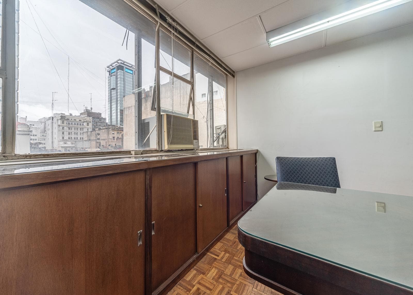 OFFICE FOR SALE IN THE MICROCENTER OF SAN NICOLAS