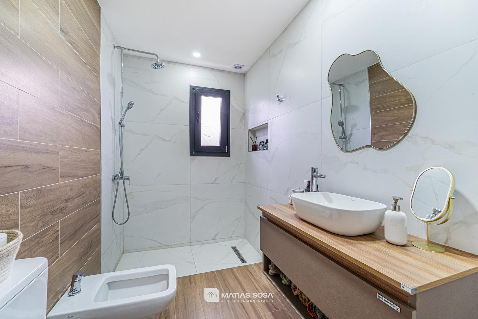 For Sale - House - 4 Rooms - Ground Floor - Tierras del Mar Gated Community