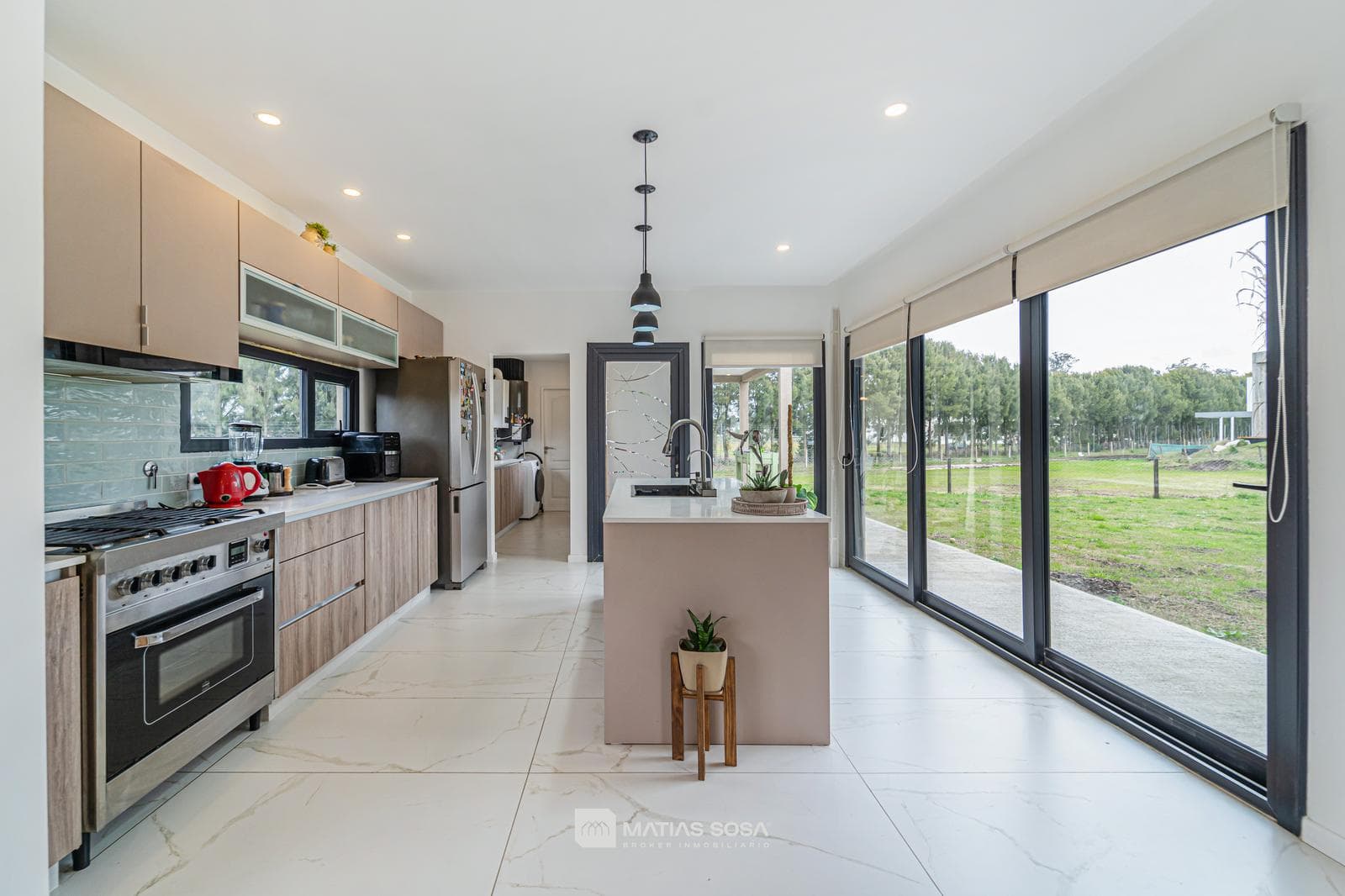 For Sale - House - 4 Rooms - Ground Floor - Tierras del Mar Gated Community