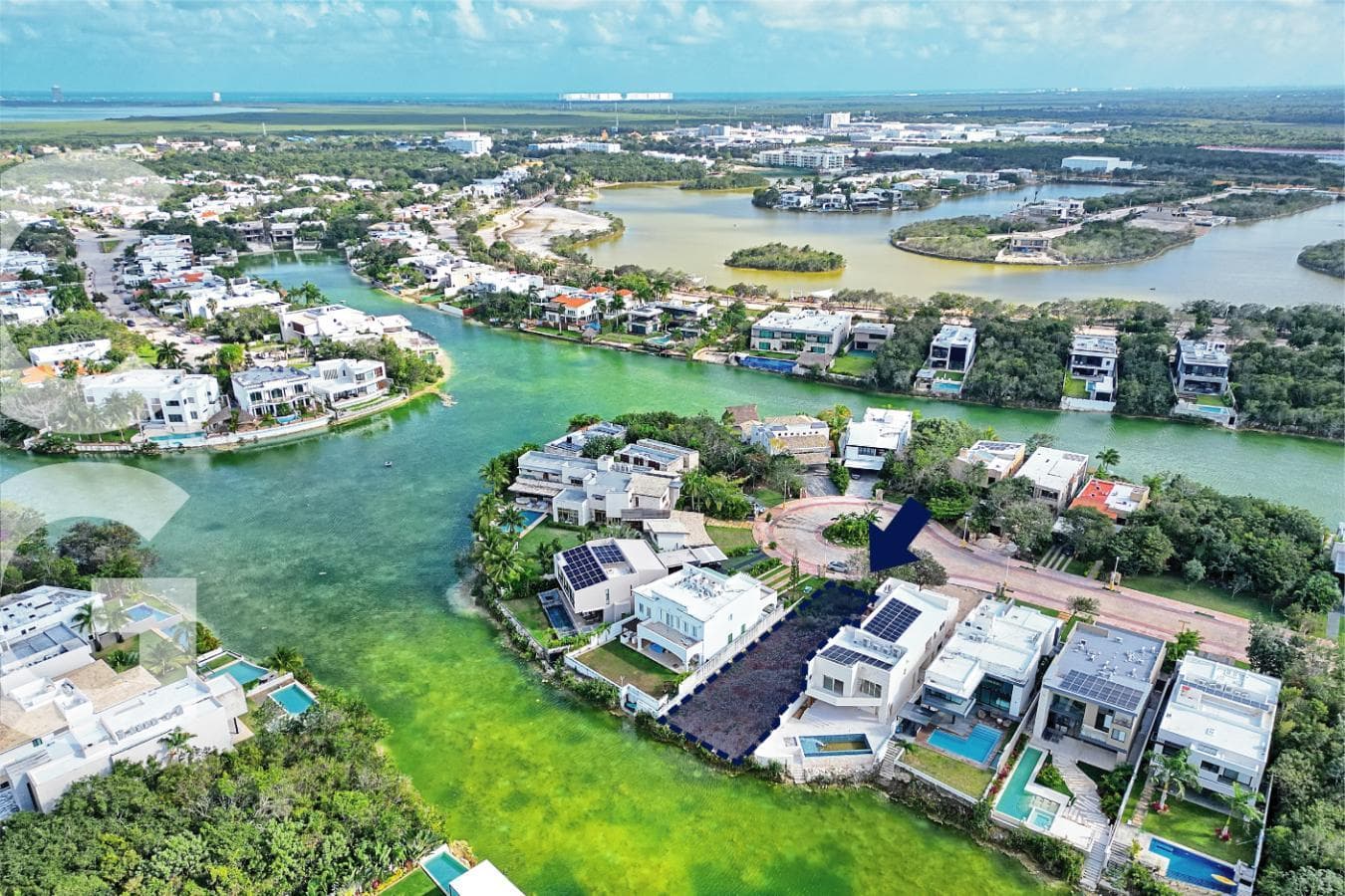 Land for Sale in Cancún in the Lagos del Sol Residential Community, Across from the Lake