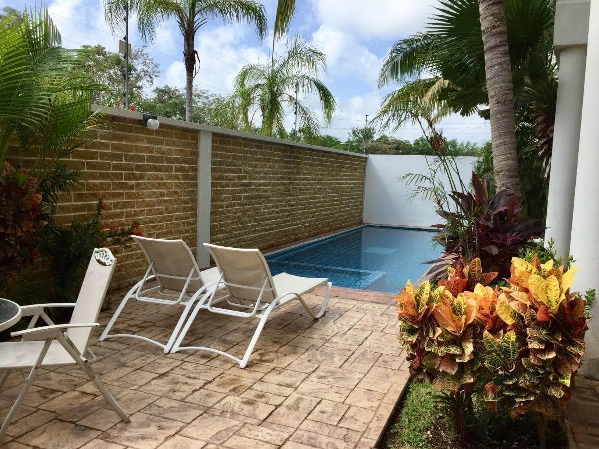SPACIOUS APARTMENT FOR RENT, 3 BEDROOMS, SM 11, CANCUN