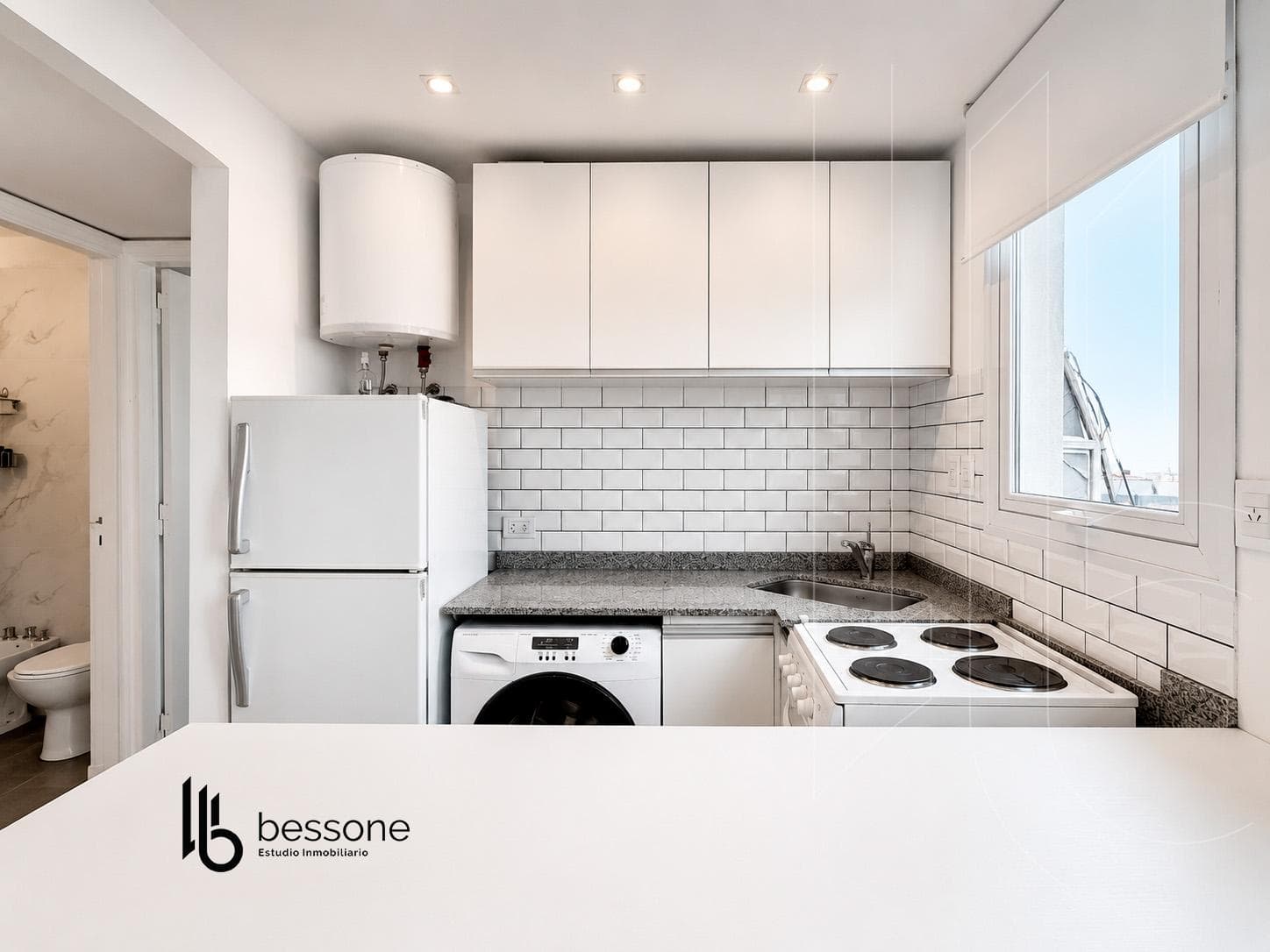 Renovated 2-Room Apartment - Plaza Colón