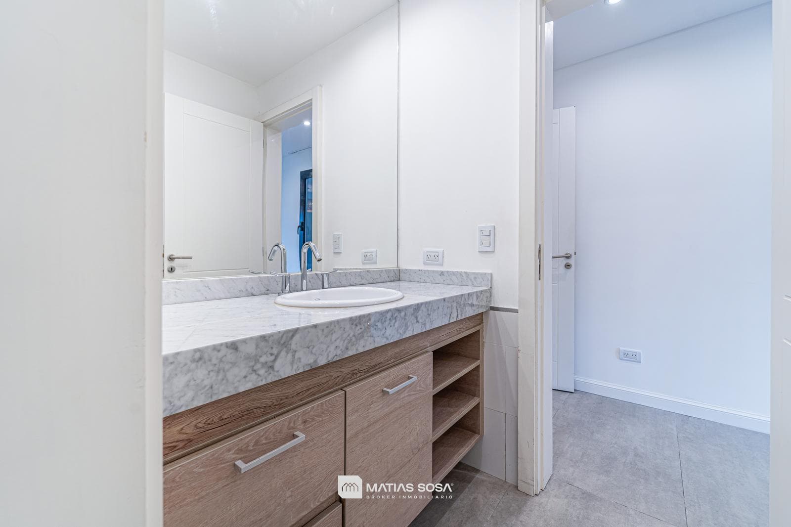 For Sale - House - 4 Rooms with Pool and Grill - Rumencó "Las Lomas"