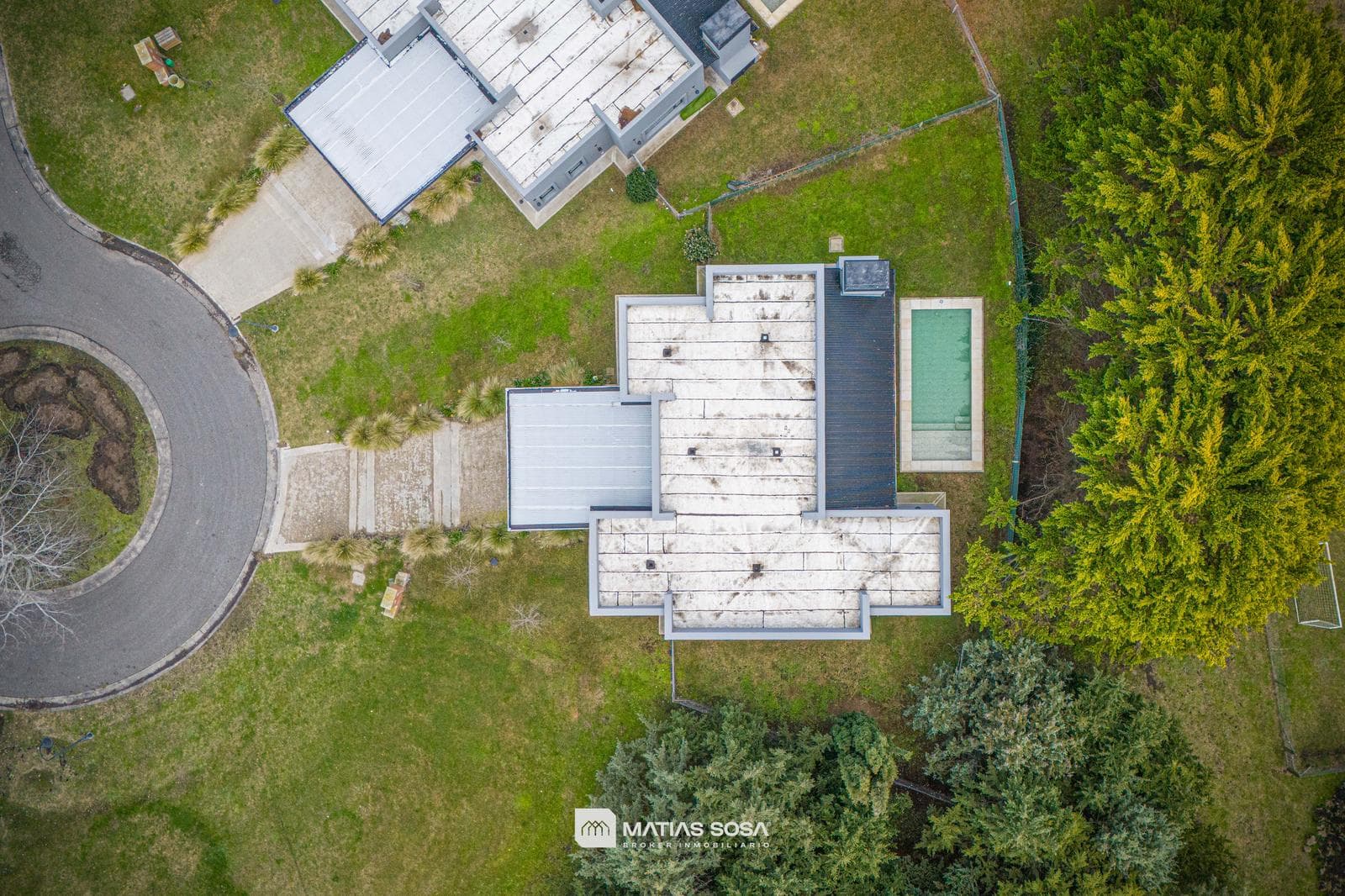 For Sale - House - 4 Rooms with Pool and Grill - Rumencó "Las Lomas"