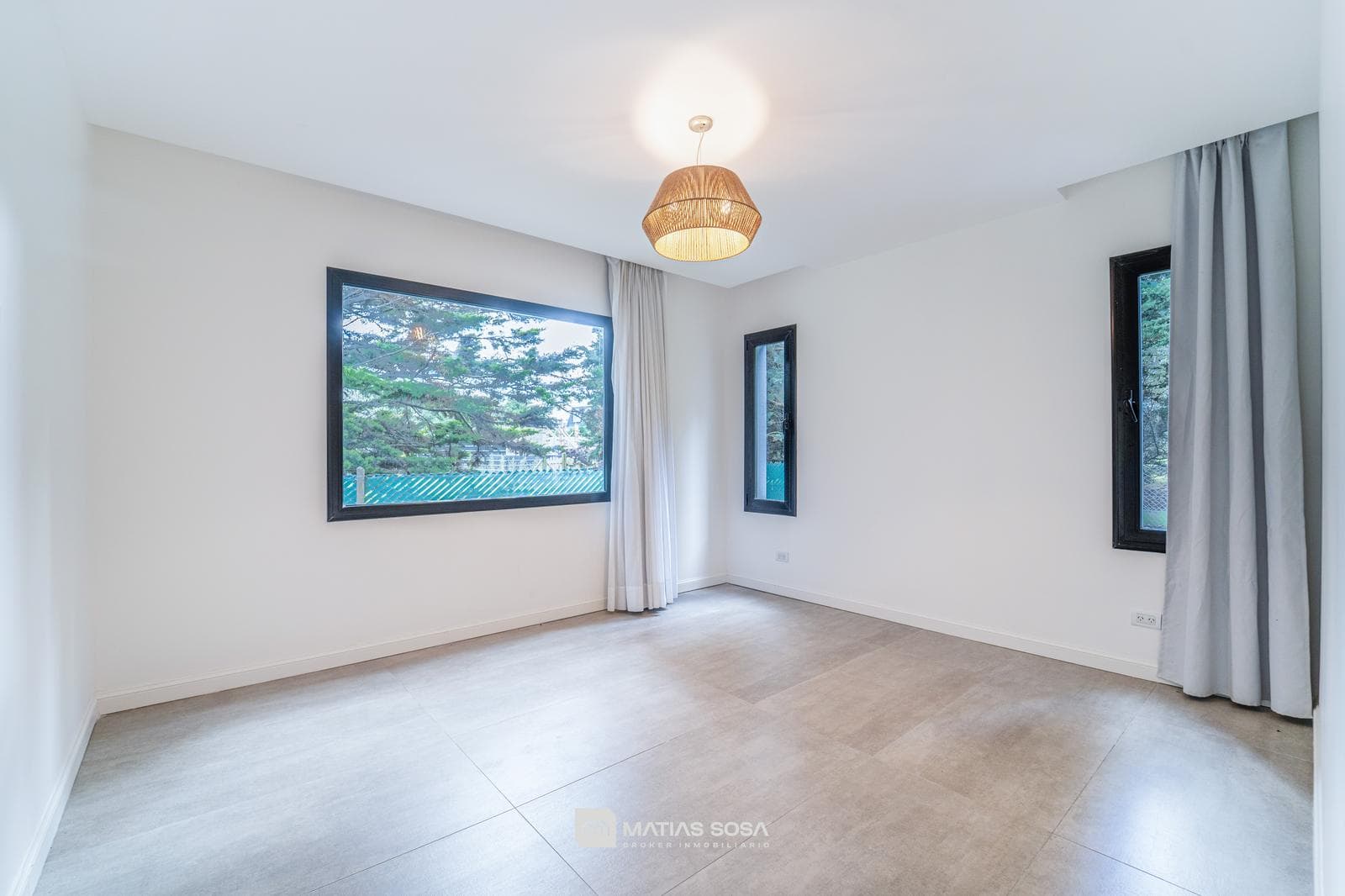 For Sale - House - 4 Rooms with Pool and Grill - Rumencó "Las Lomas"