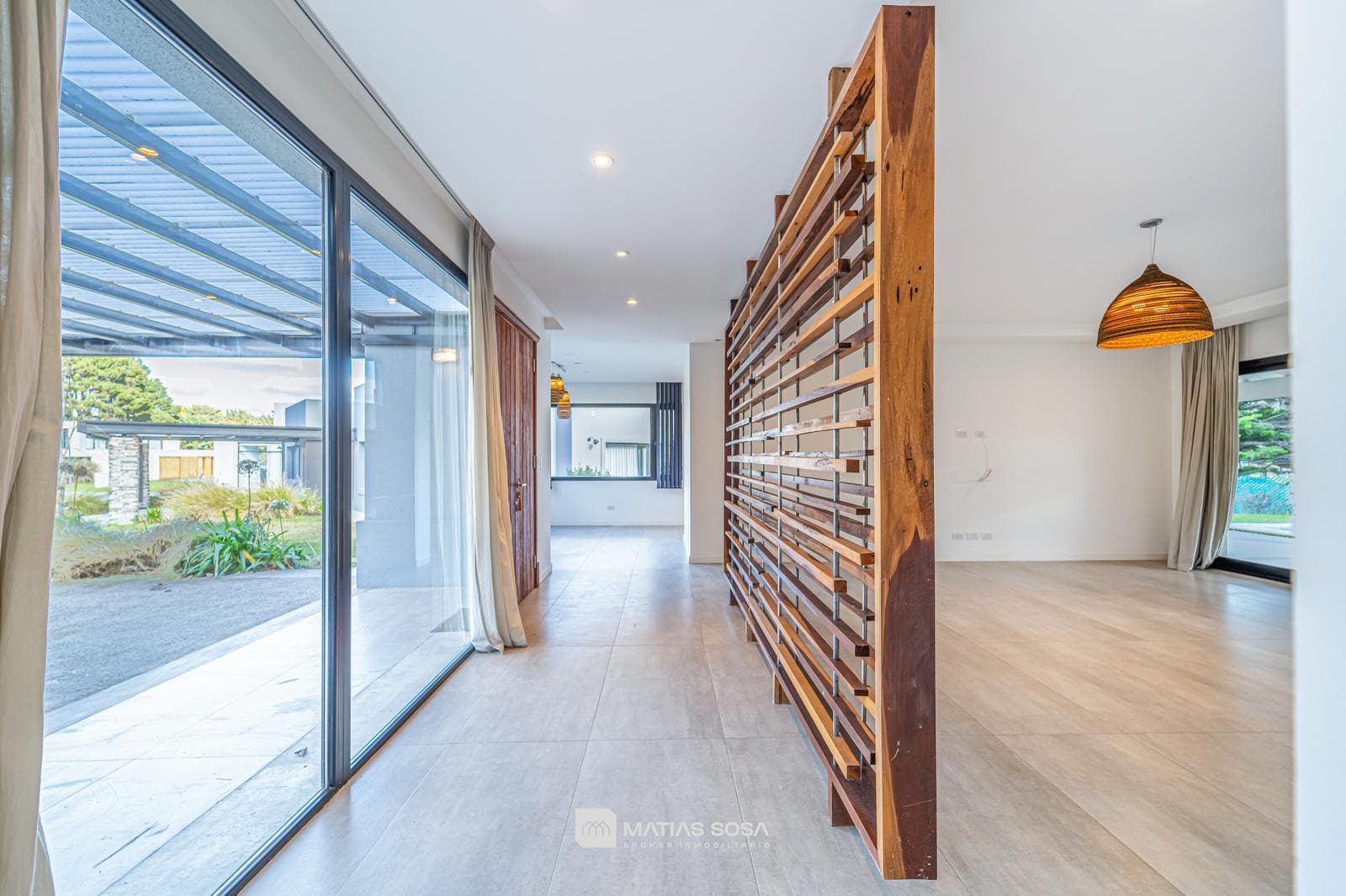 For Sale - House - 4 Rooms with Pool and Grill - Rumencó "Las Lomas"