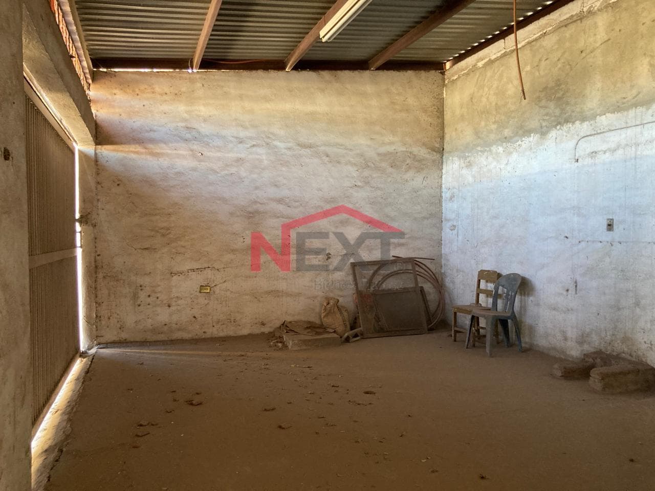HOUSE FOR SALE IN THE VALLE DORADO NEIGHBORHOOD