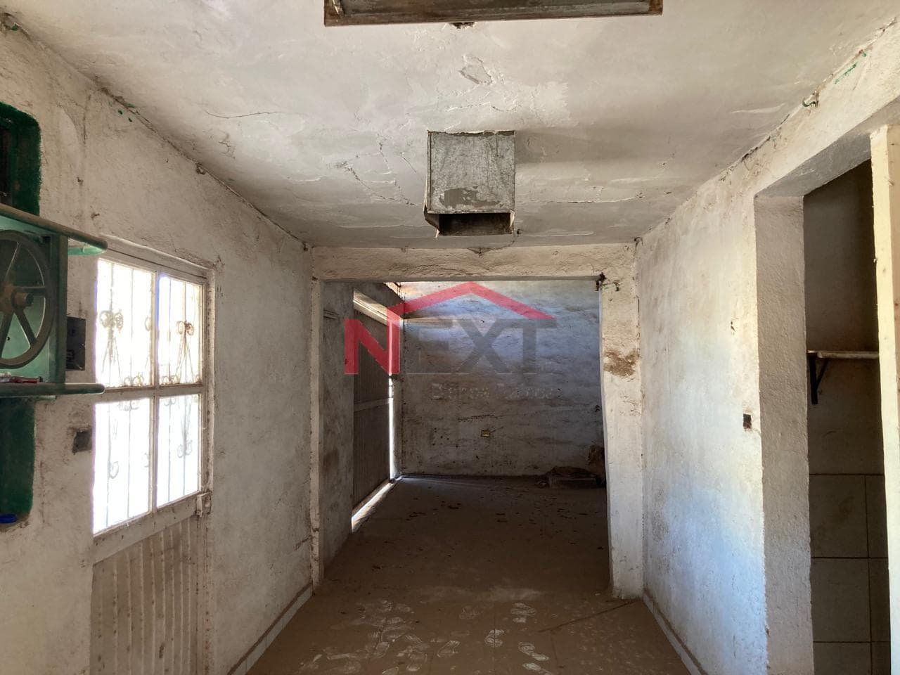 HOUSE FOR SALE IN THE VALLE DORADO NEIGHBORHOOD