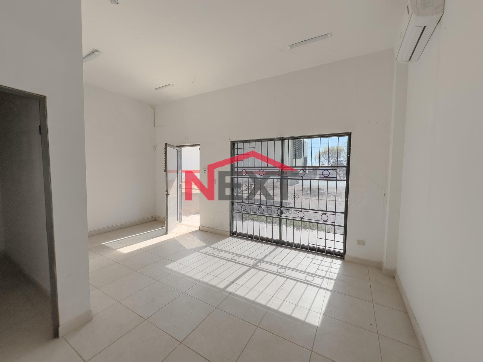 OFFICE BUILDING FOR SALE LOCATED IN COL. VALLE DORADO