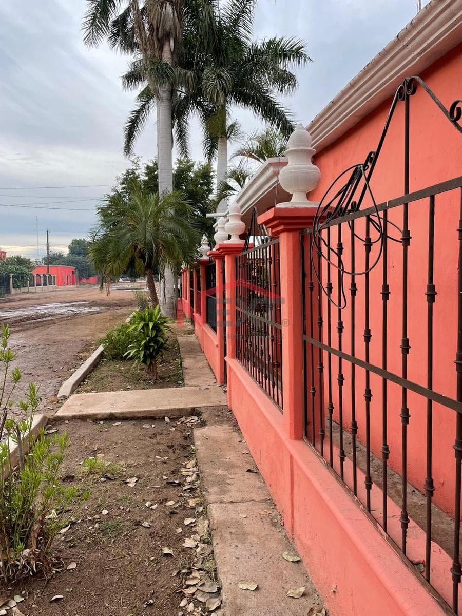 HOUSE FOR SALE IN SAN JOSE DE BACUM