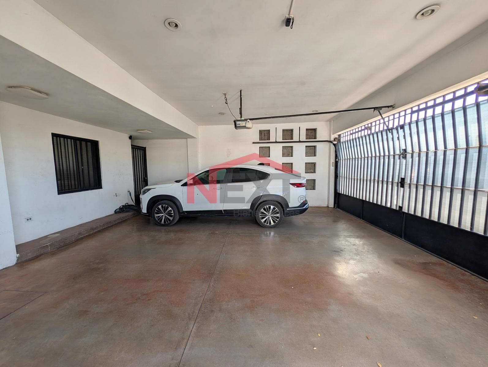 House for sale in Col. Villa Satelite