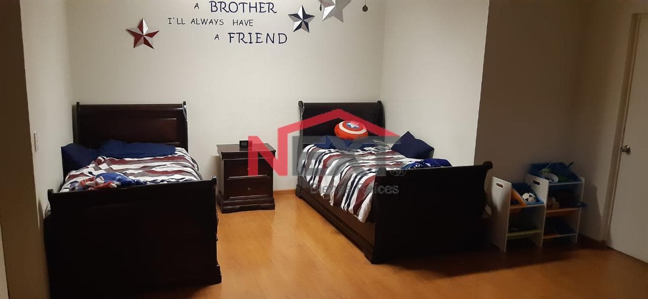 HOUSE FOR SALE LOCATED IN COL. DEL VALLE