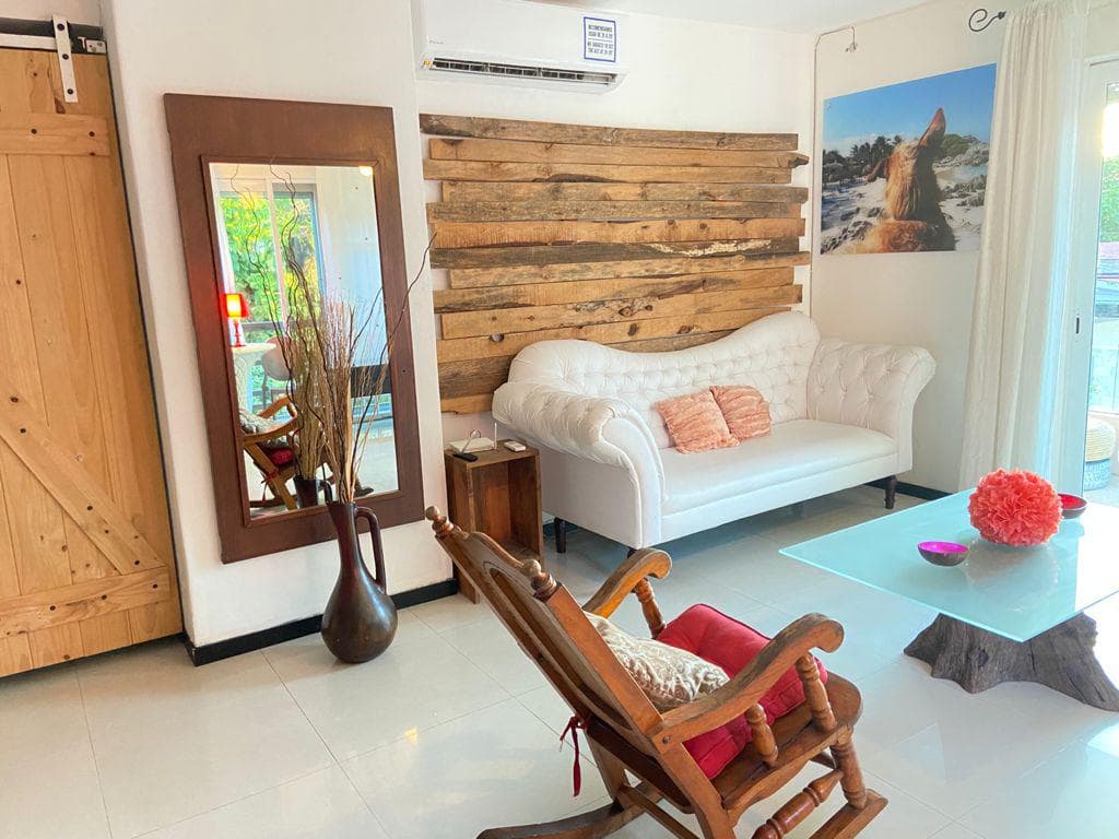 Departamento 2 recamaras en Venta Con alberca | A 2 Calles de la 5ta Avenida | P2991