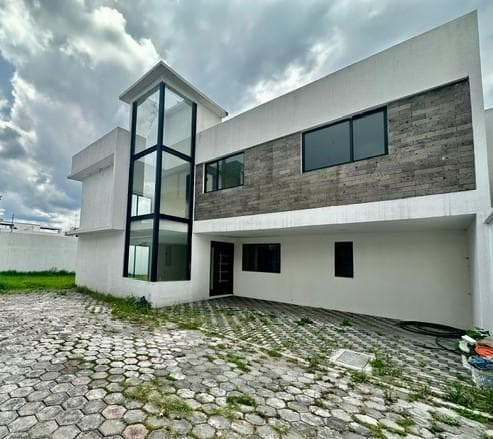 NEW House for SALE with an 80m² Garden, Priced Below Appraised Value – San Mateo Atenco (Santa Fe Connection)
