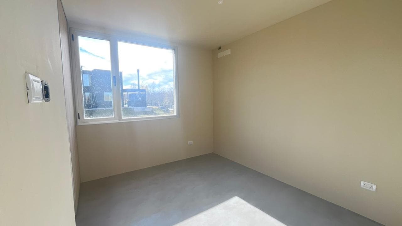 House for Sale in El Naudir