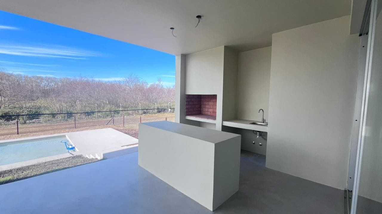 House for Sale in El Naudir