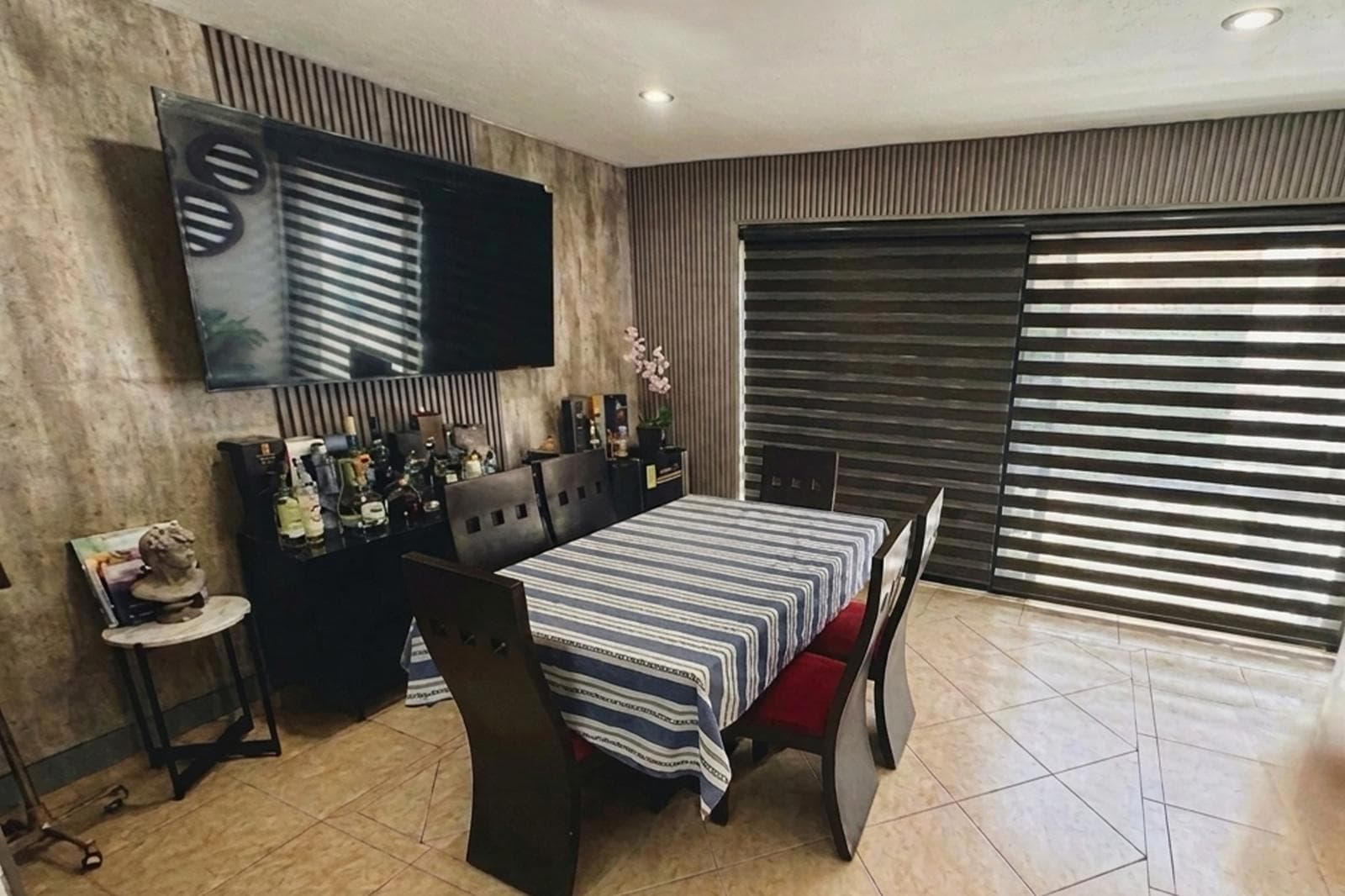 House for sale, Virreyes Residencial Subdivision, Zapopan, Jalisco.