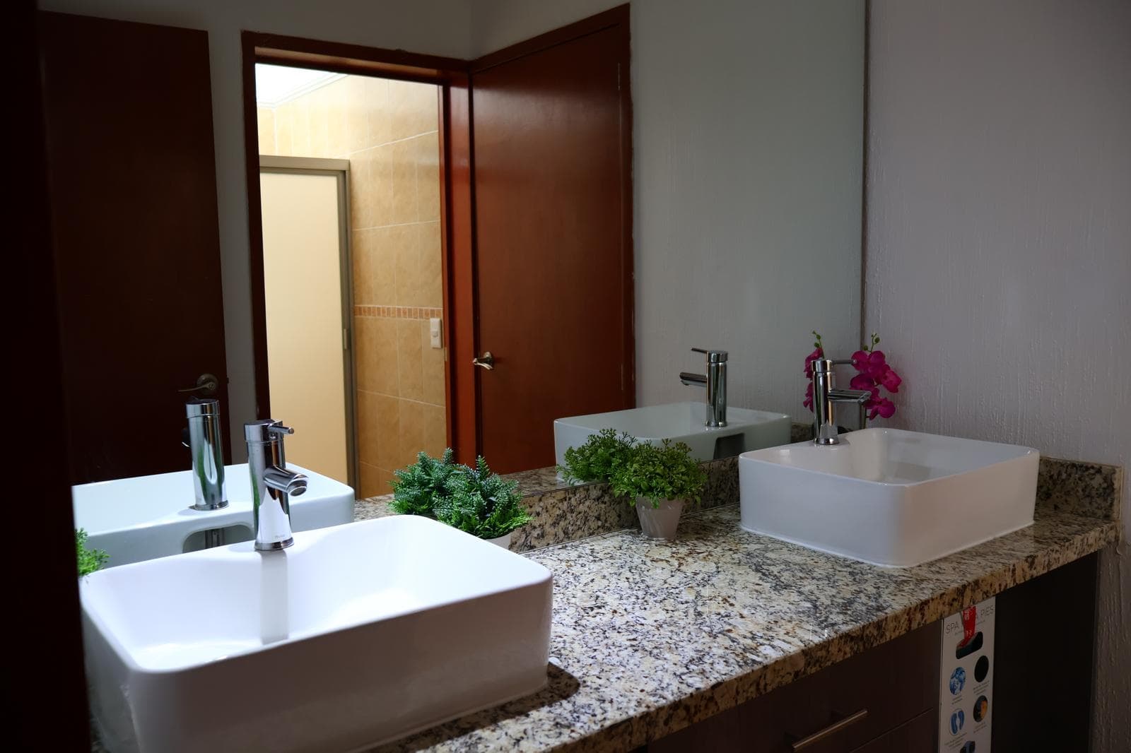 House for sale, Virreyes Residencial Subdivision, Zapopan, Jalisco.