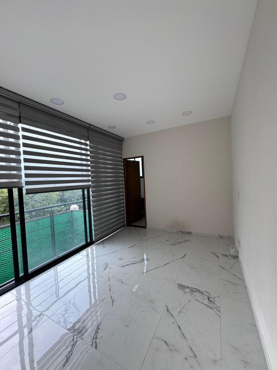 Penthouse for Sale in Del Valle Centro with a Private Rooftop of 154 m2
