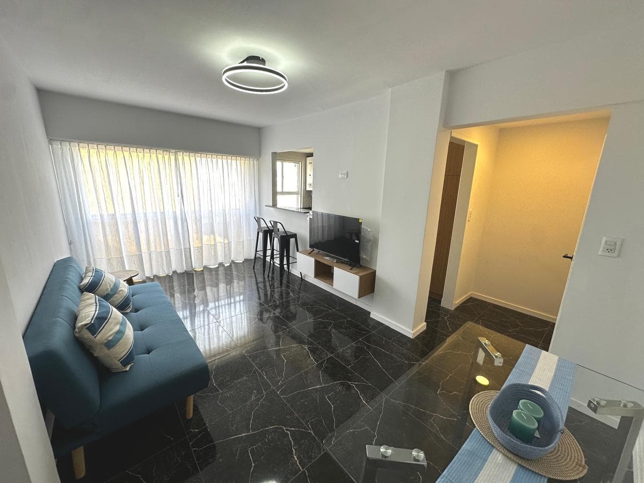 2 OPEN-FACING ROOMS WITH A FRENCH BALCONY